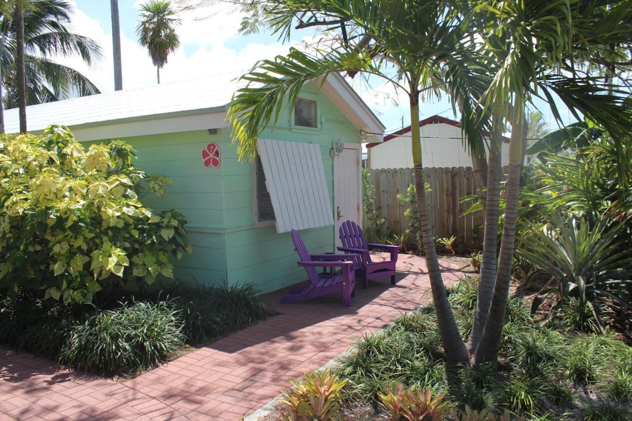 Tropical Cottages Marathon Exteriör bild