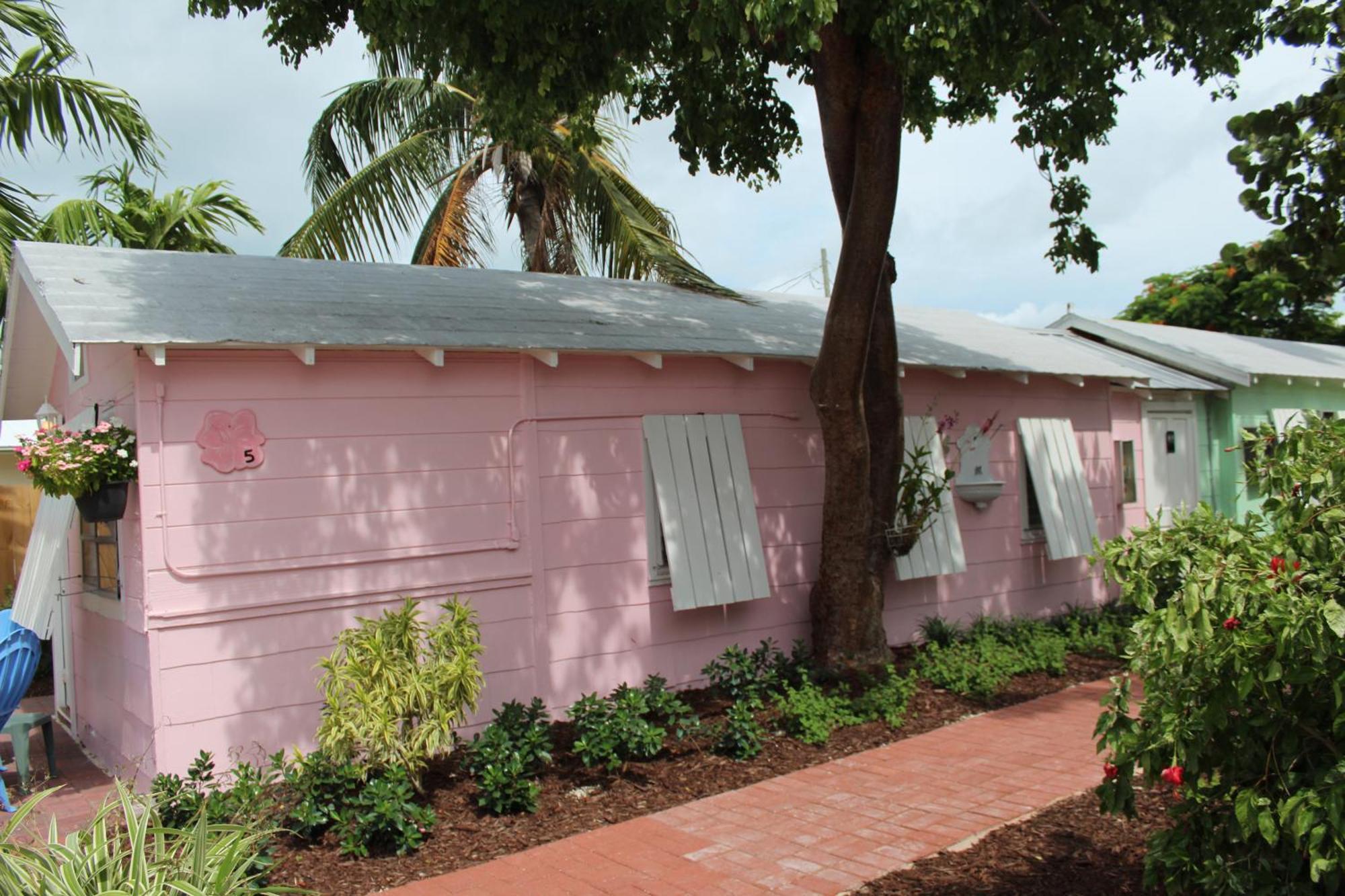 Tropical Cottages Marathon Rum bild