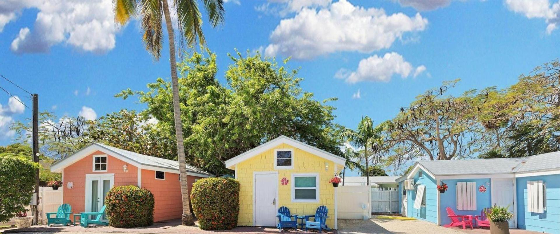 Tropical Cottages Marathon Exteriör bild