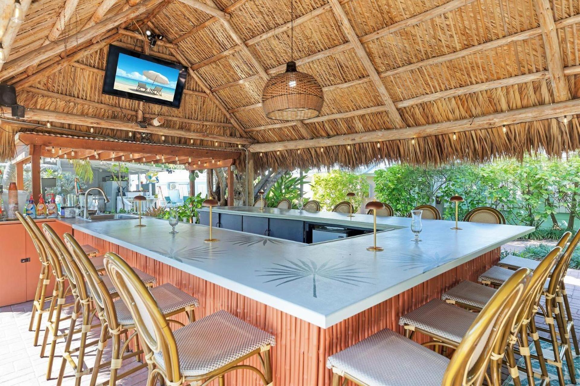 Tropical Cottages Marathon Exteriör bild