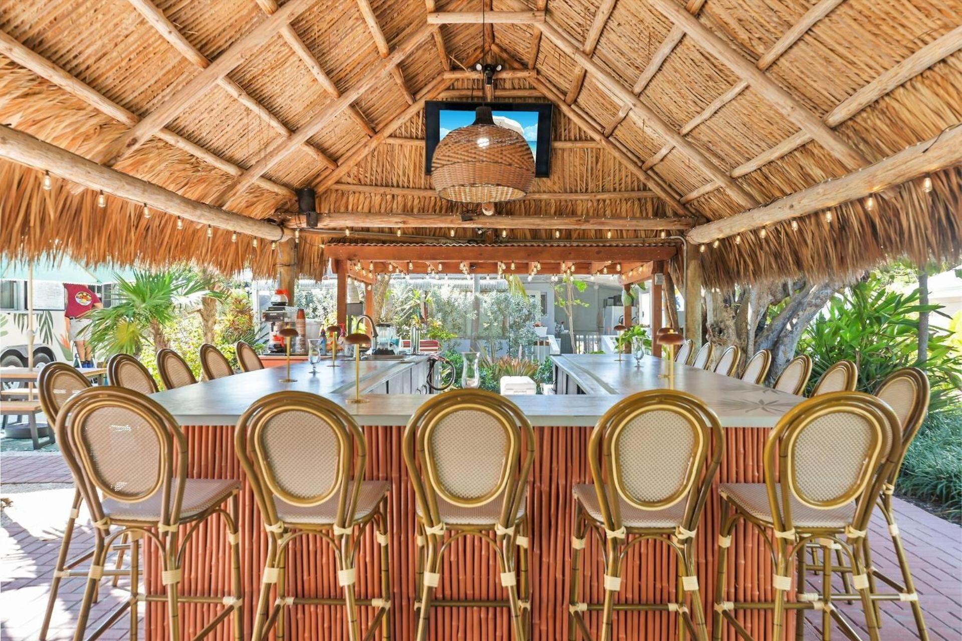 Tropical Cottages Marathon Exteriör bild